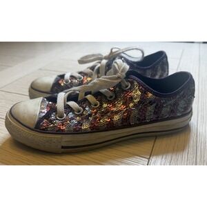 Converse Chuck Taylor Purple &‎ Gray Sequined Women's Size 6 Low Top Sneakers